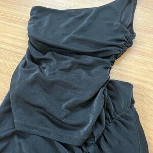 Elegant Black One-Shoulder Dress